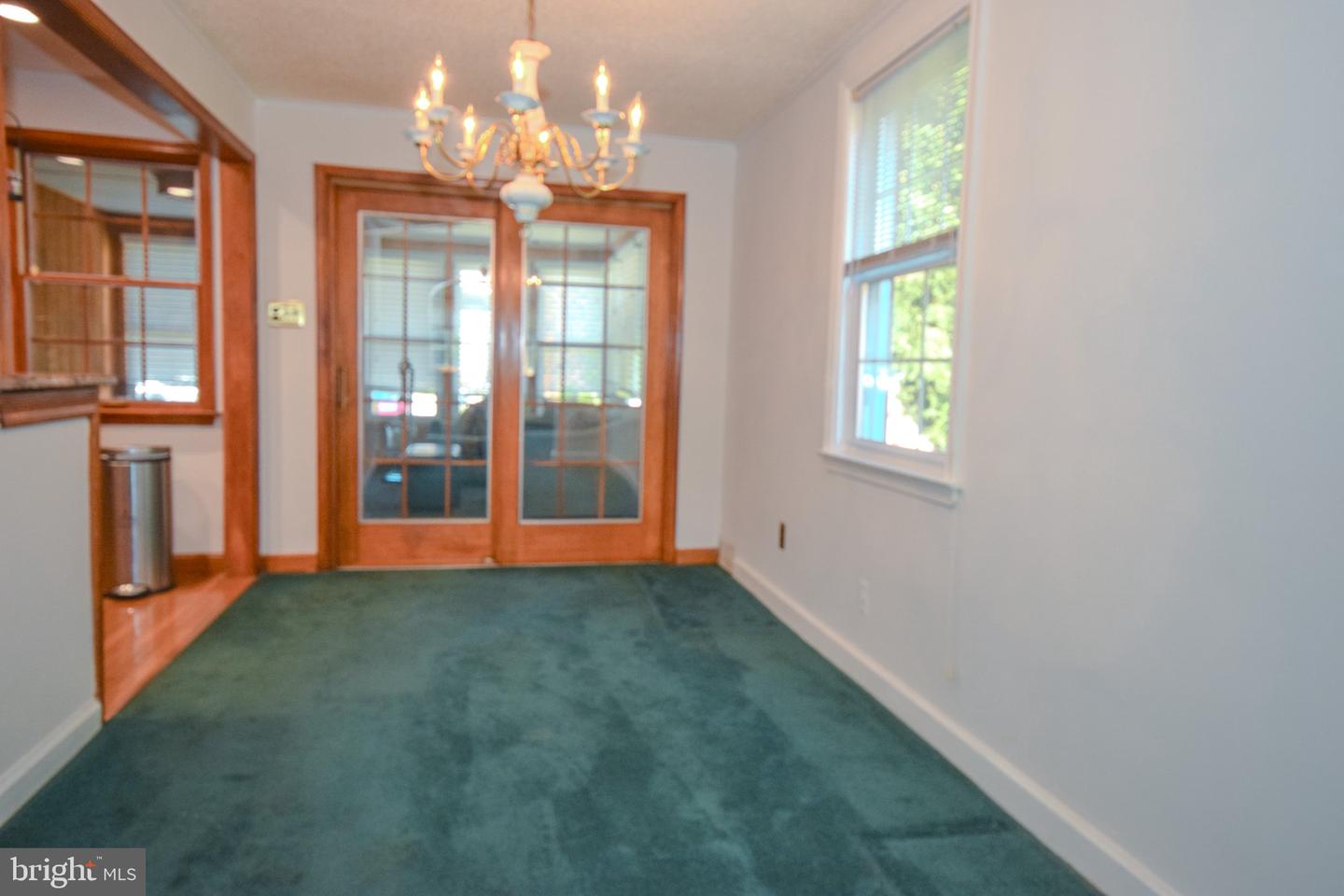 516 Parkview Cir Property Photo 18