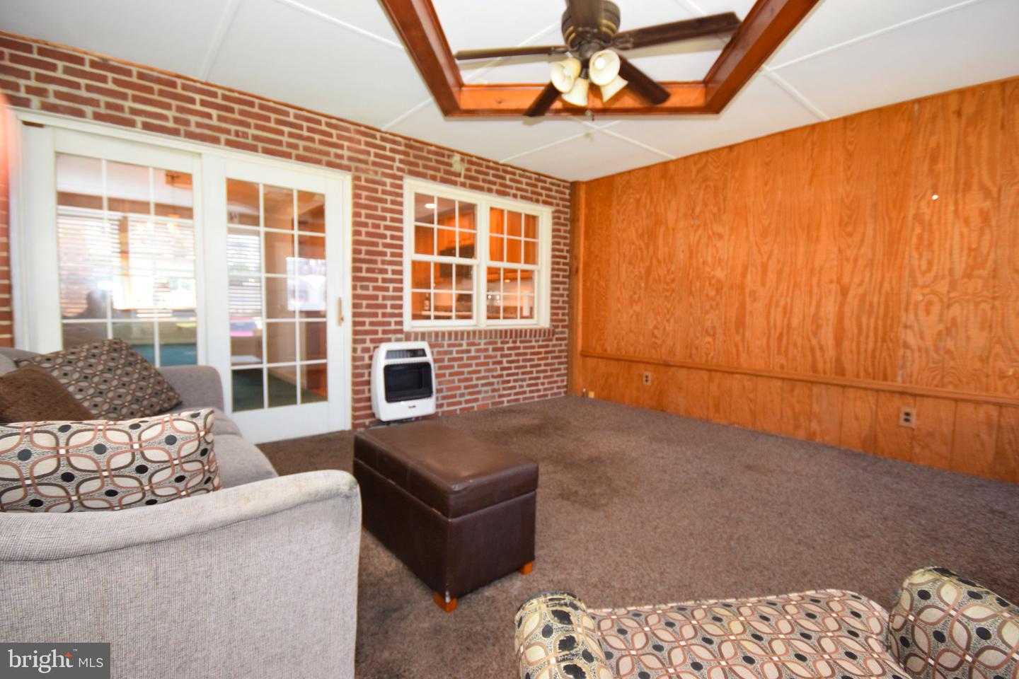 516 Parkview Cir Property Photo 22