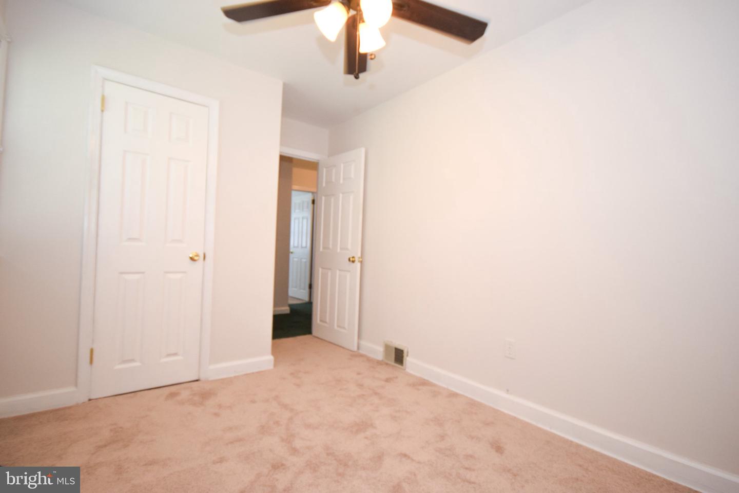 516 Parkview Cir Property Photo 44