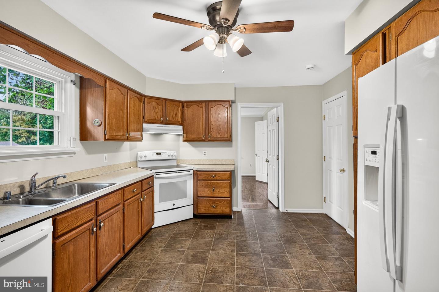1610 Nicole Dr Property Photo 15