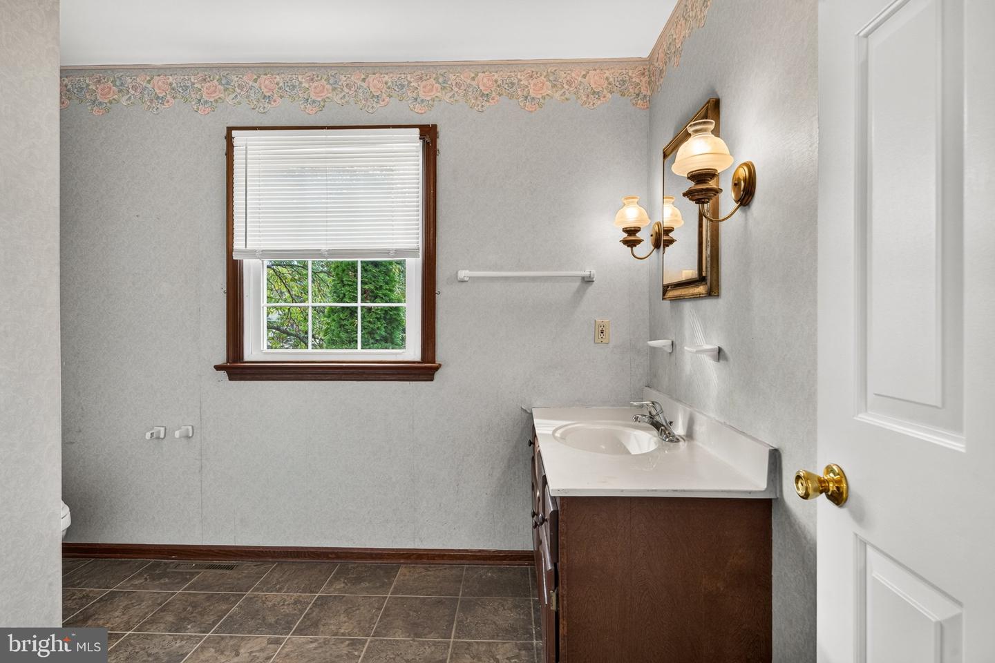 1610 Nicole Dr Property Photo 34