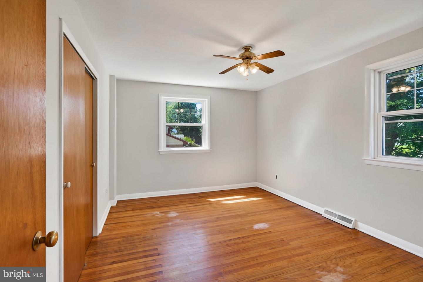 505 Vernon Rd Property Photo 17