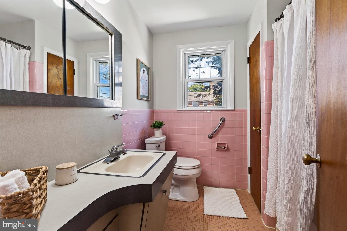 505 Vernon Rd Property Photo 19