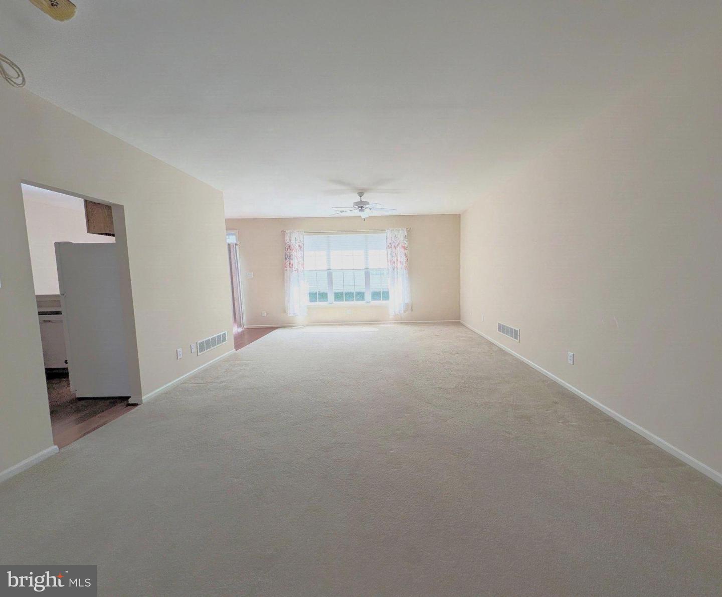 59 S Houndmaster Property Photo 3