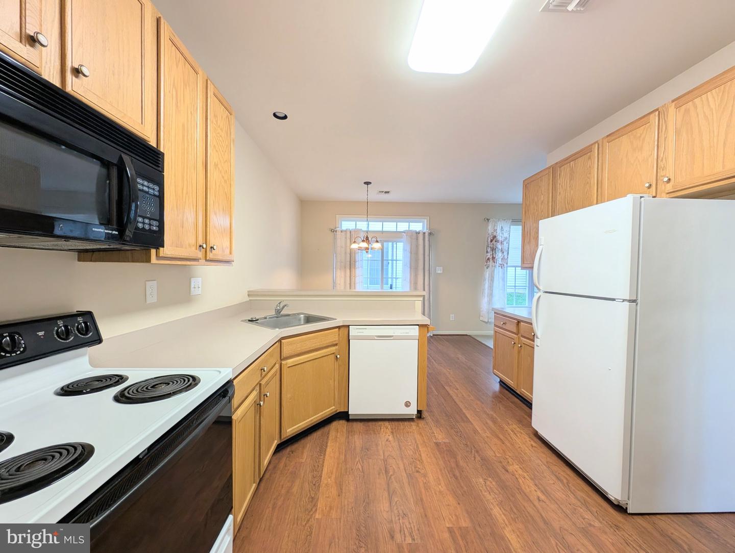 59 S Houndmaster Property Photo 7