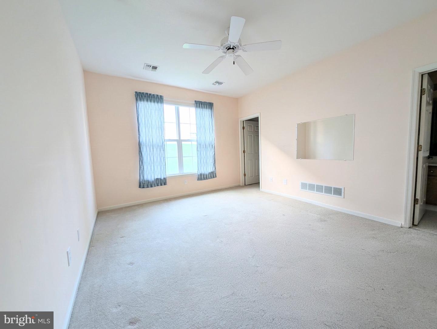 59 S Houndmaster Property Photo 11