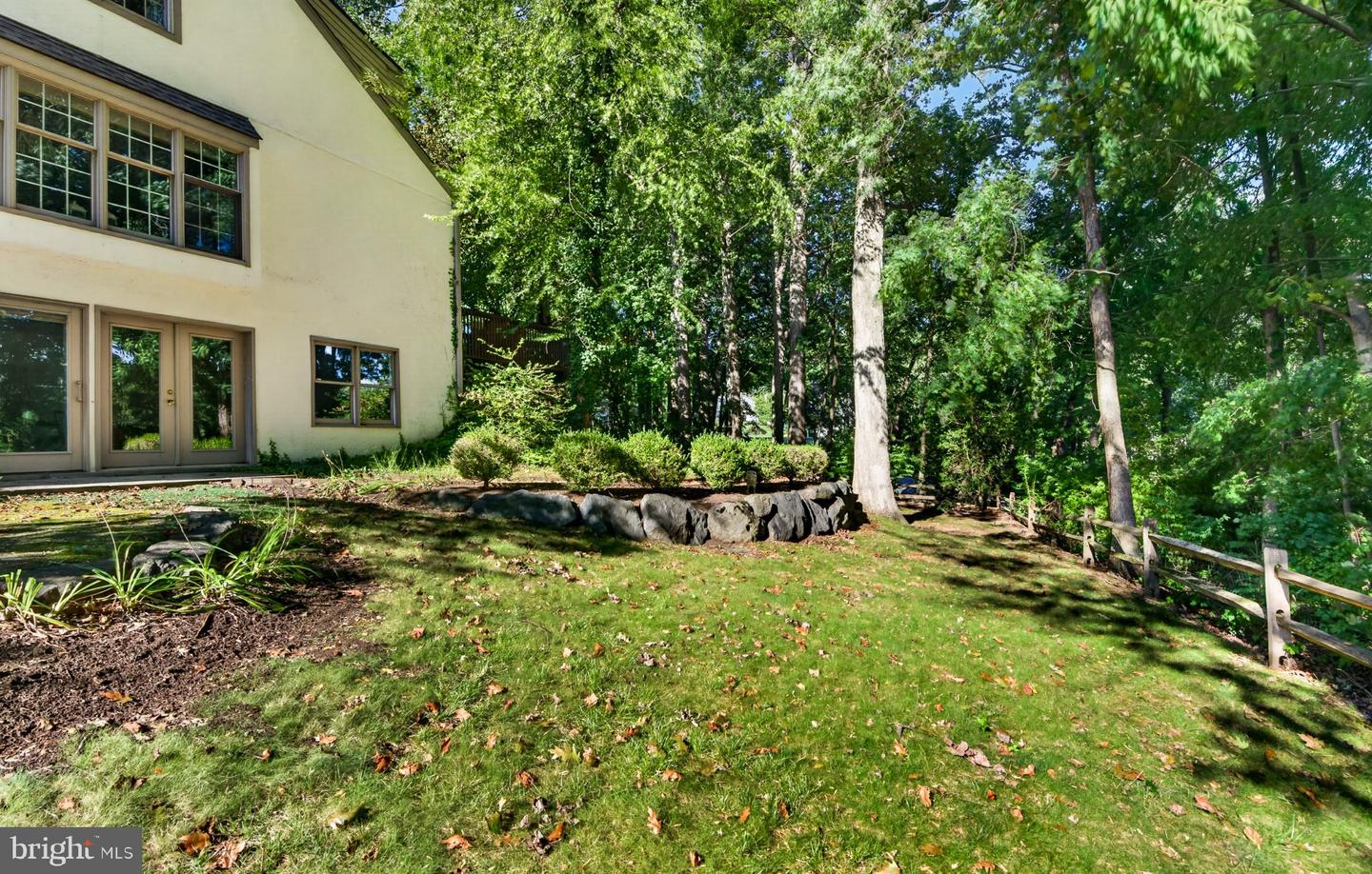 470 Inverary Ln Property Photo 68