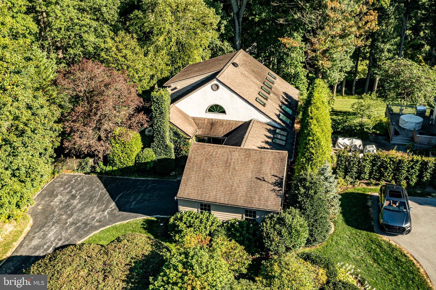 470 Inverary Ln Property Photo 81