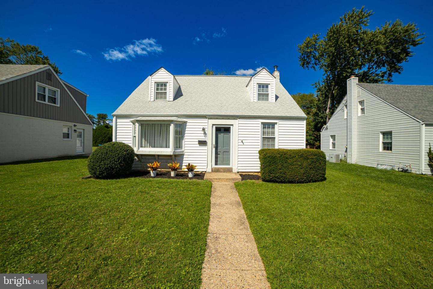 2213 Pershing Ave Property Photo 1