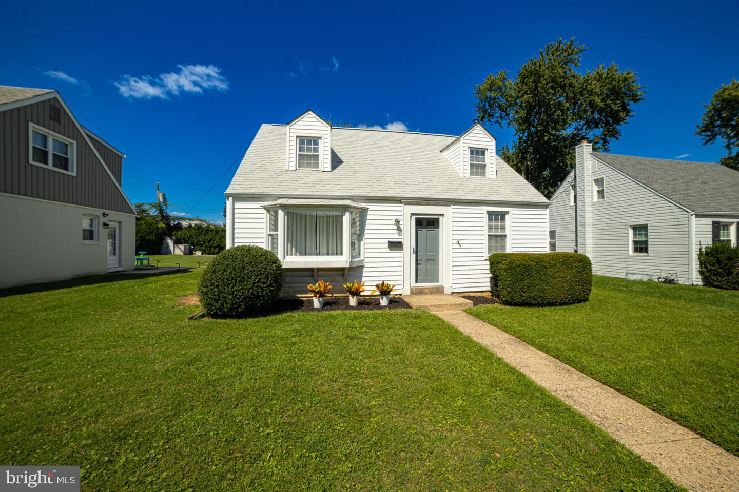 2213 Pershing Ave Property Photo 3