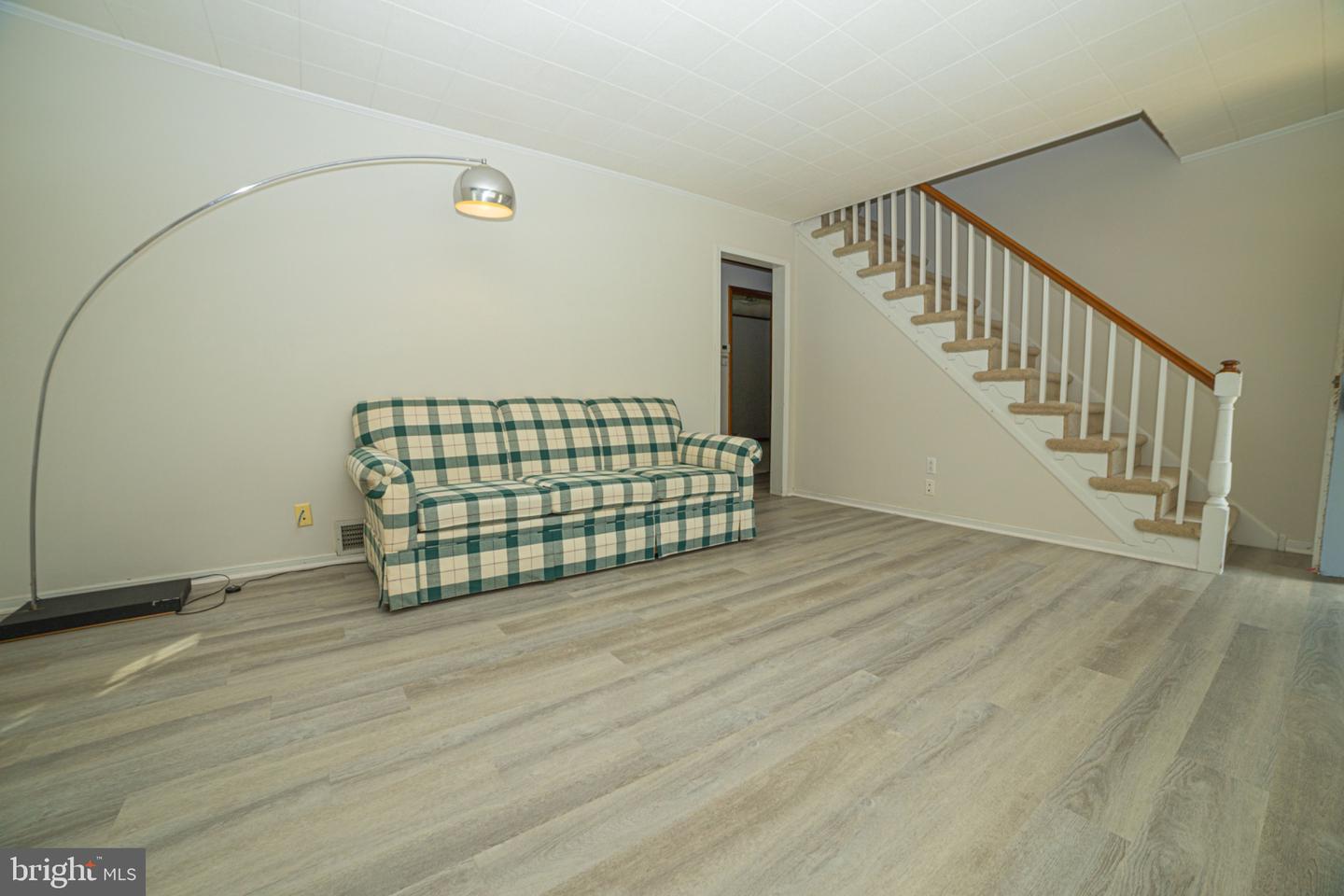 2213 Pershing Ave Property Photo 6
