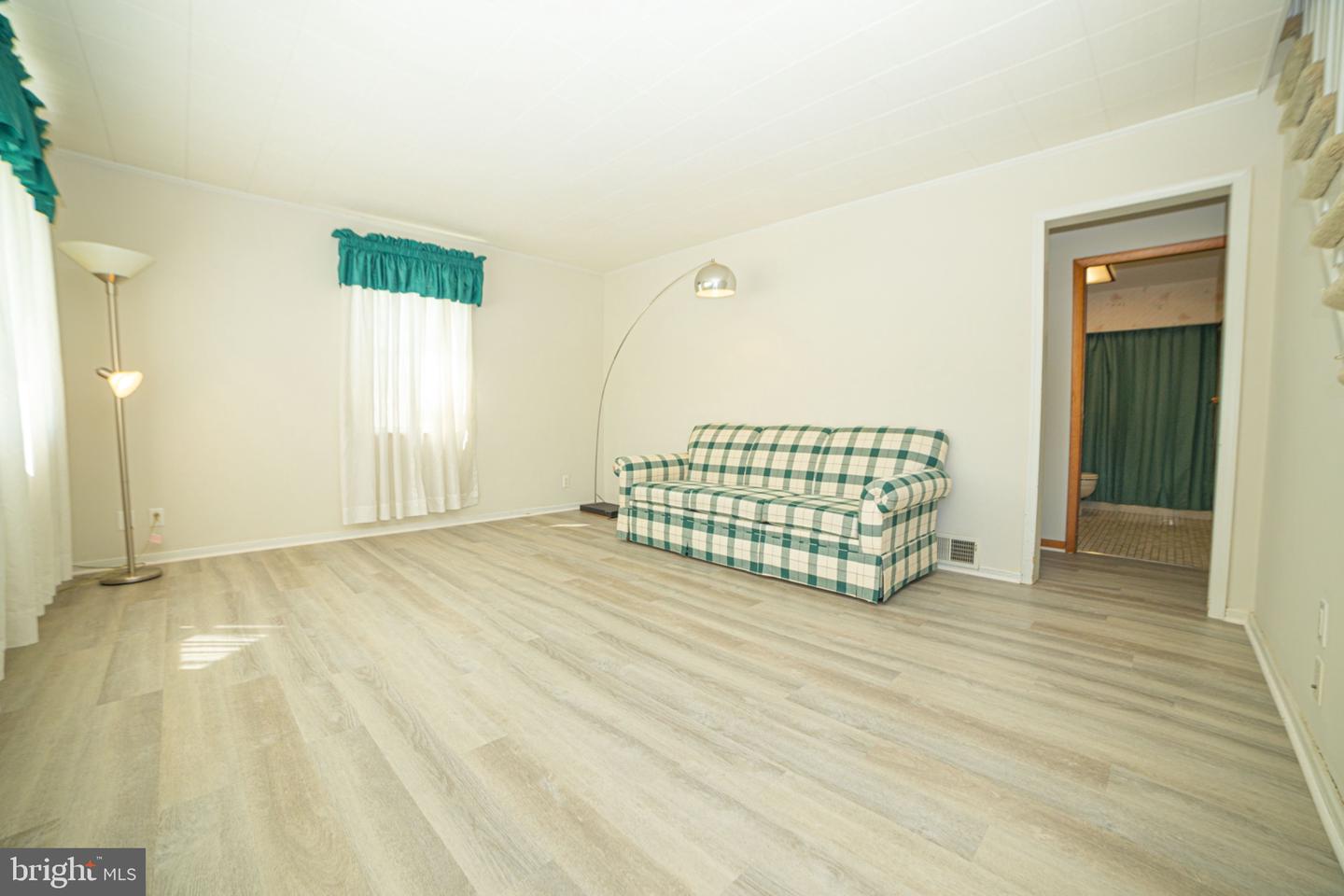 2213 Pershing Ave Property Photo 7
