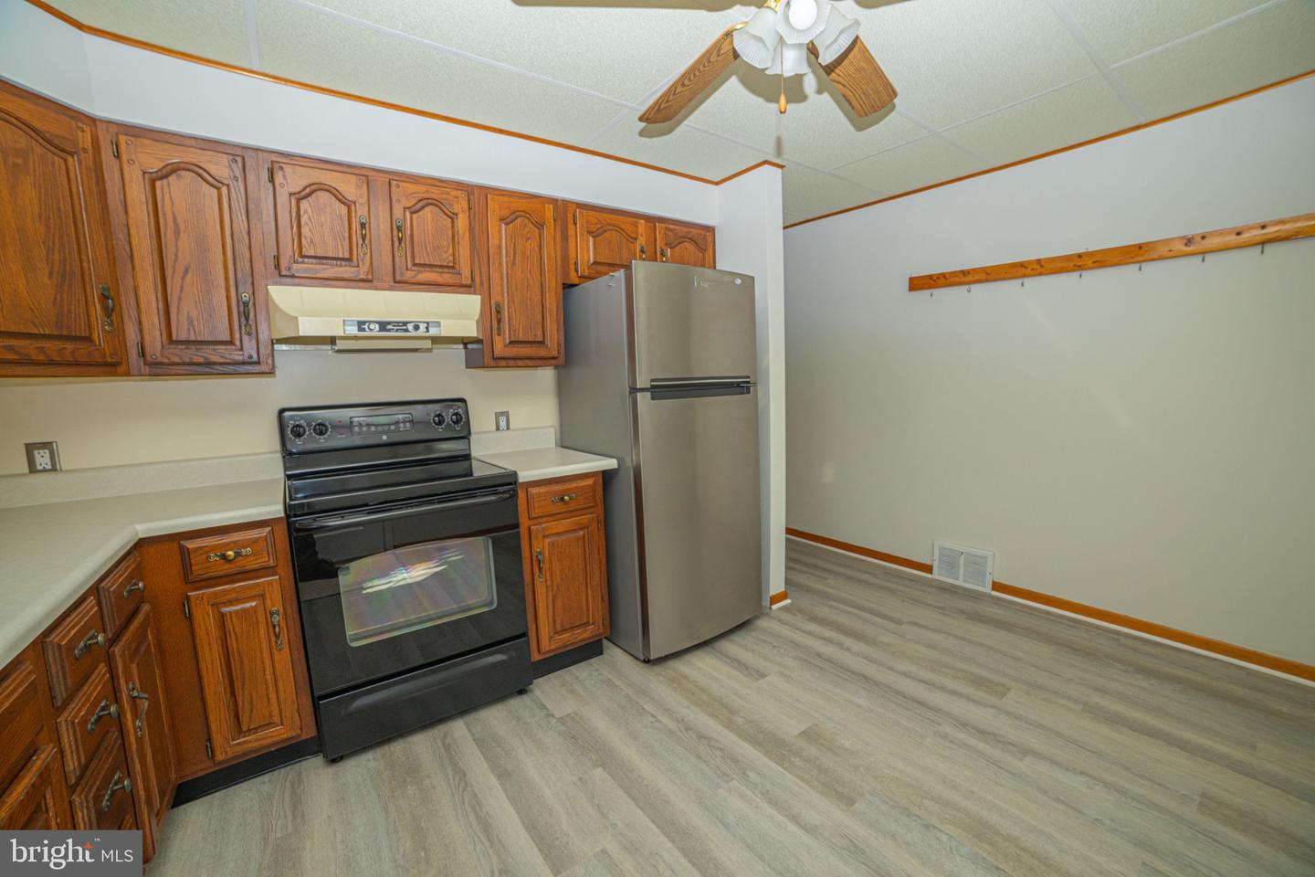 2213 Pershing Ave Property Photo 9