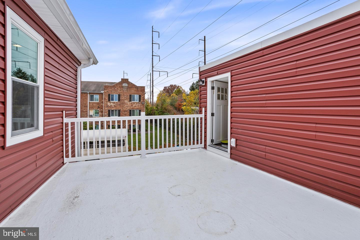 819 11th Ave #e Property Photo 9