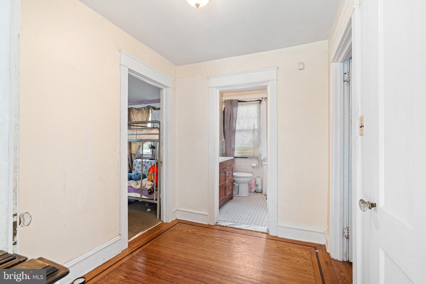 419 Netherwood Rd Property Photo 16