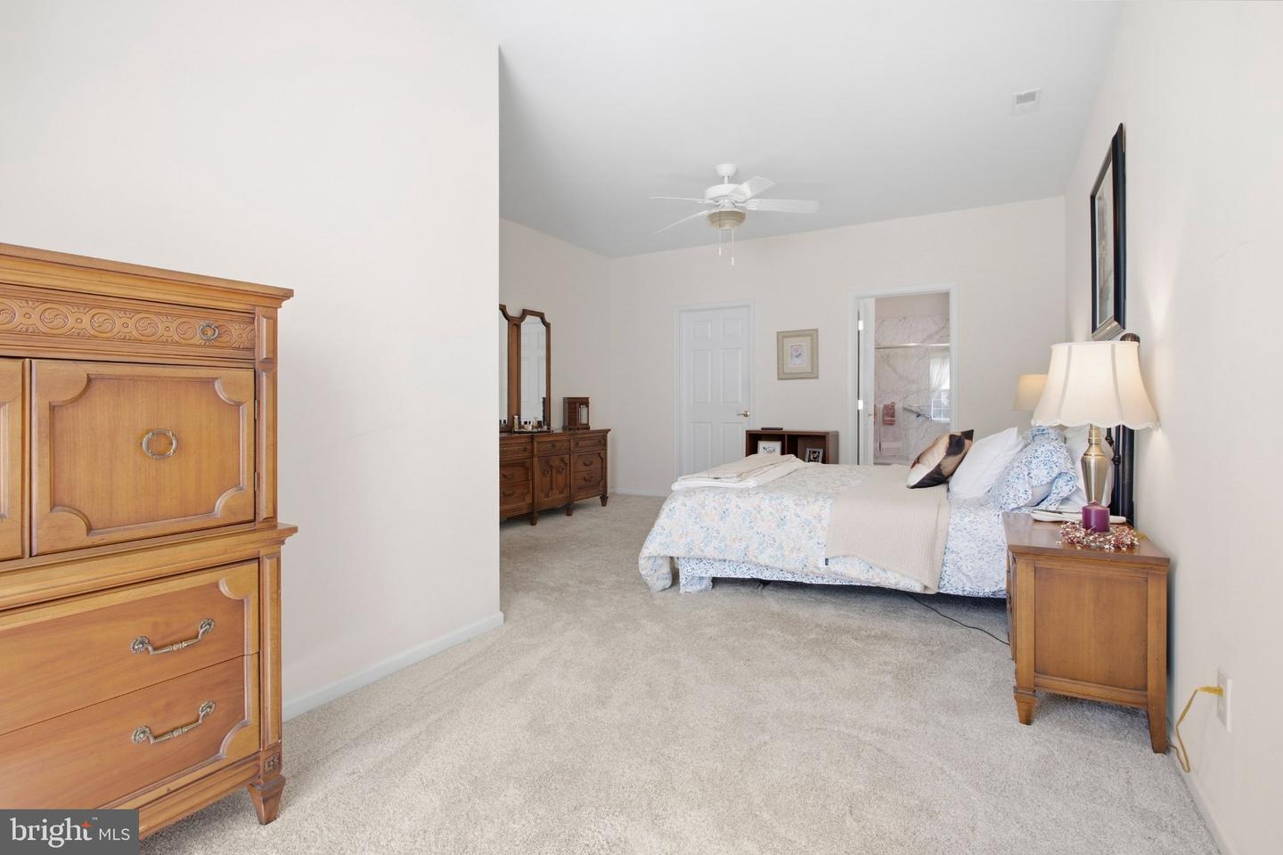 1631 Village Ave Property Photo 24