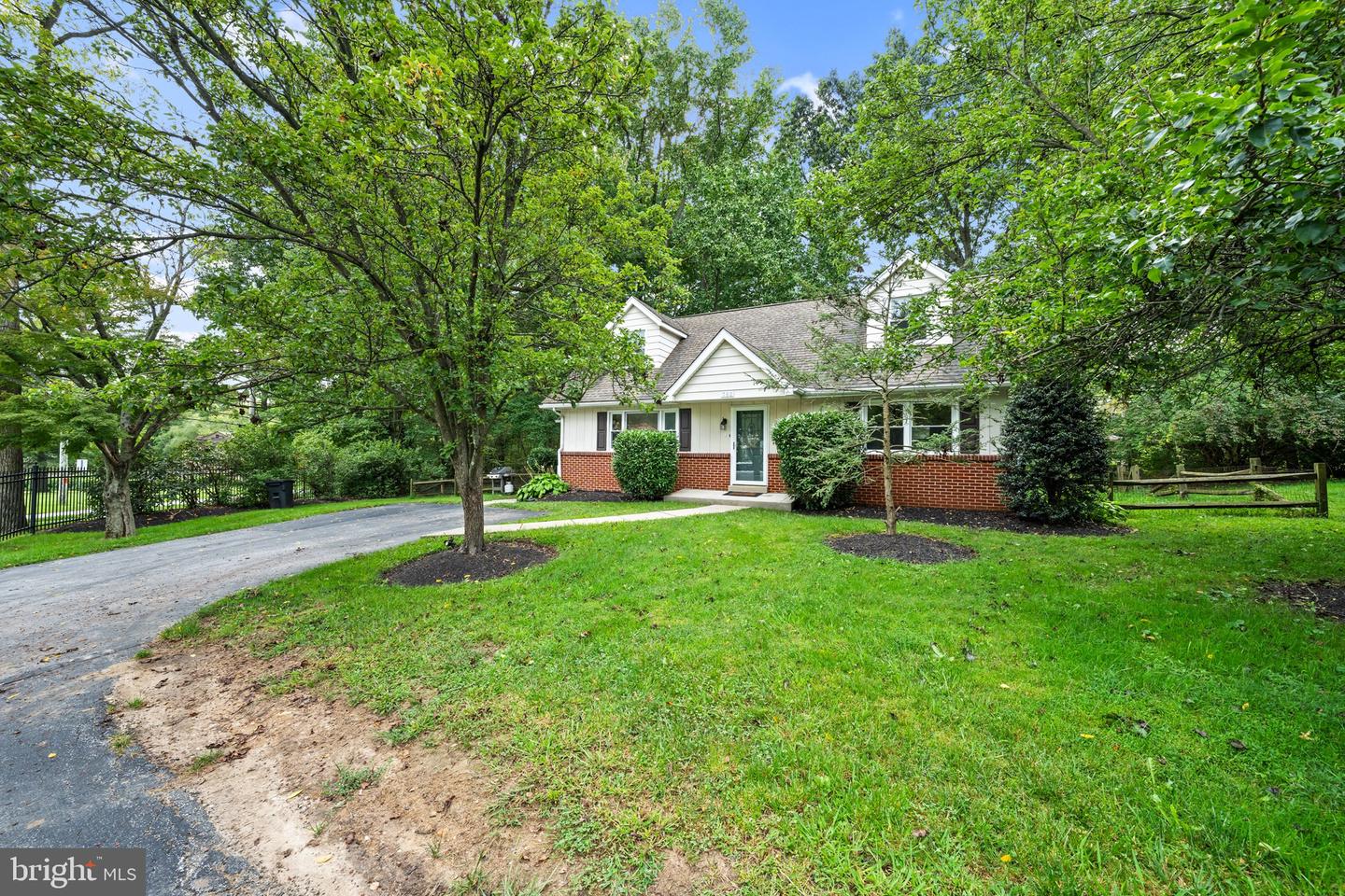 780 Naamans Creek Rd Property Photo 5