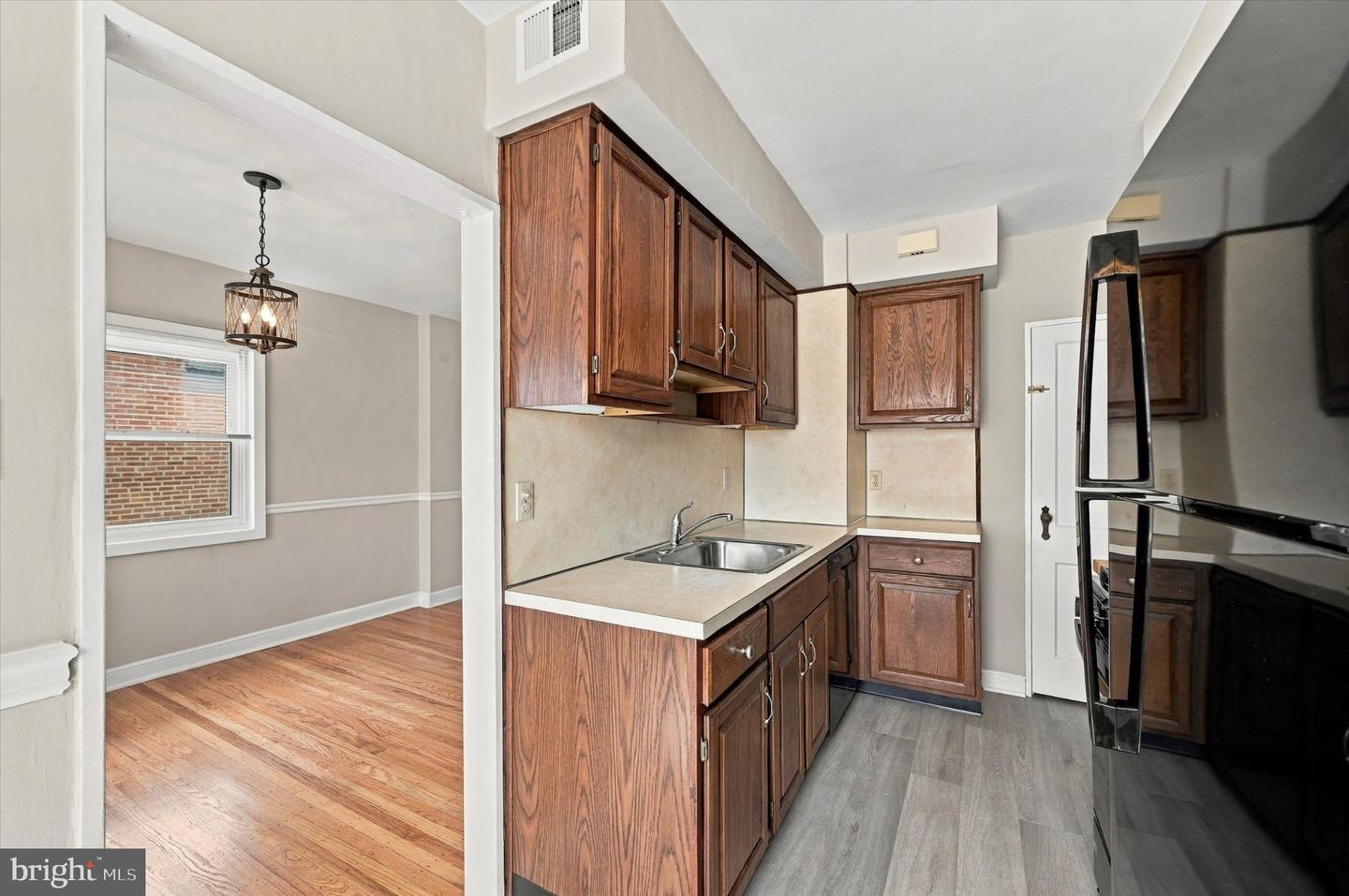 1030 Agnew Dr Property Photo 11