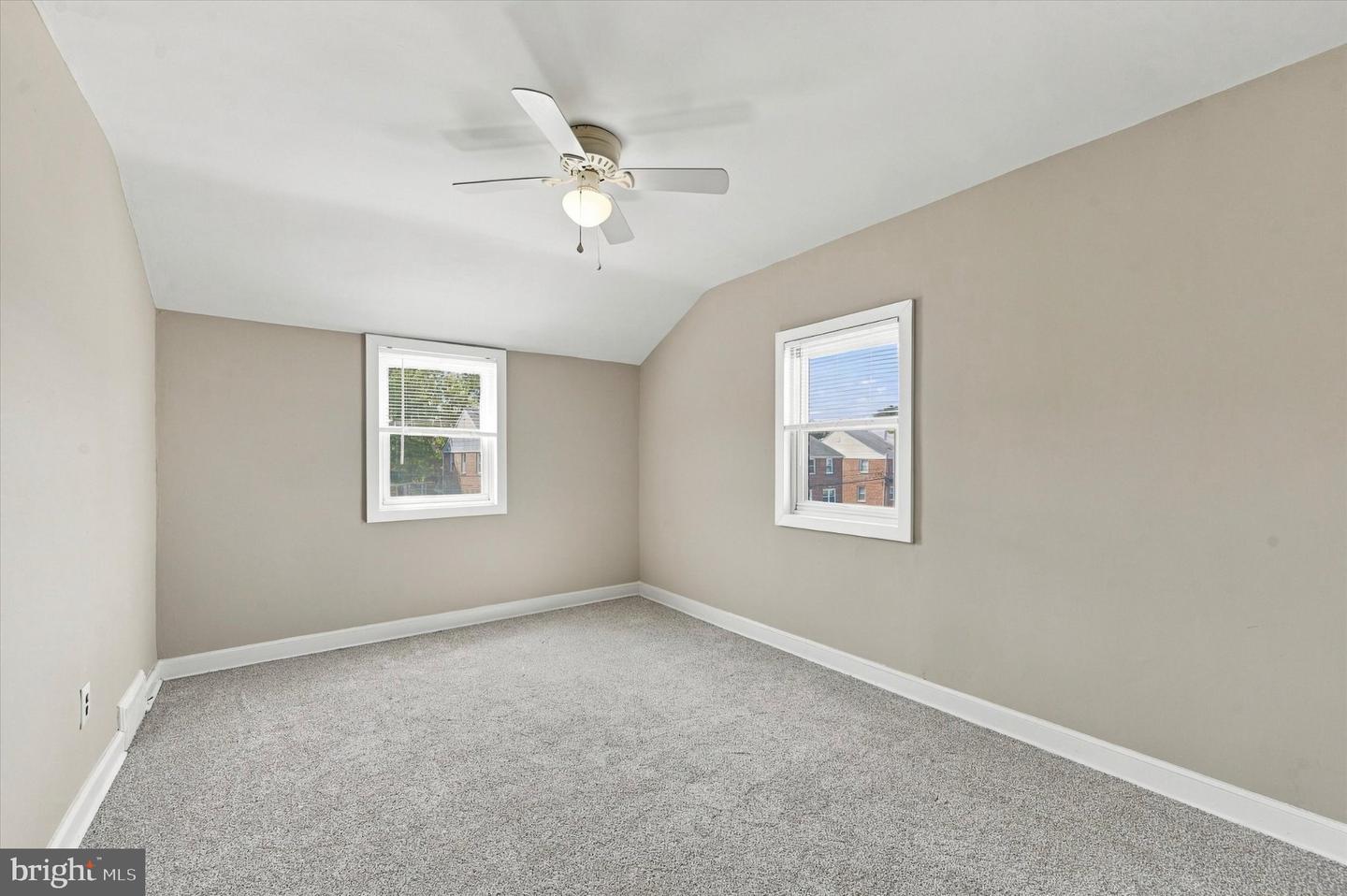 1030 Agnew Dr Property Photo 15
