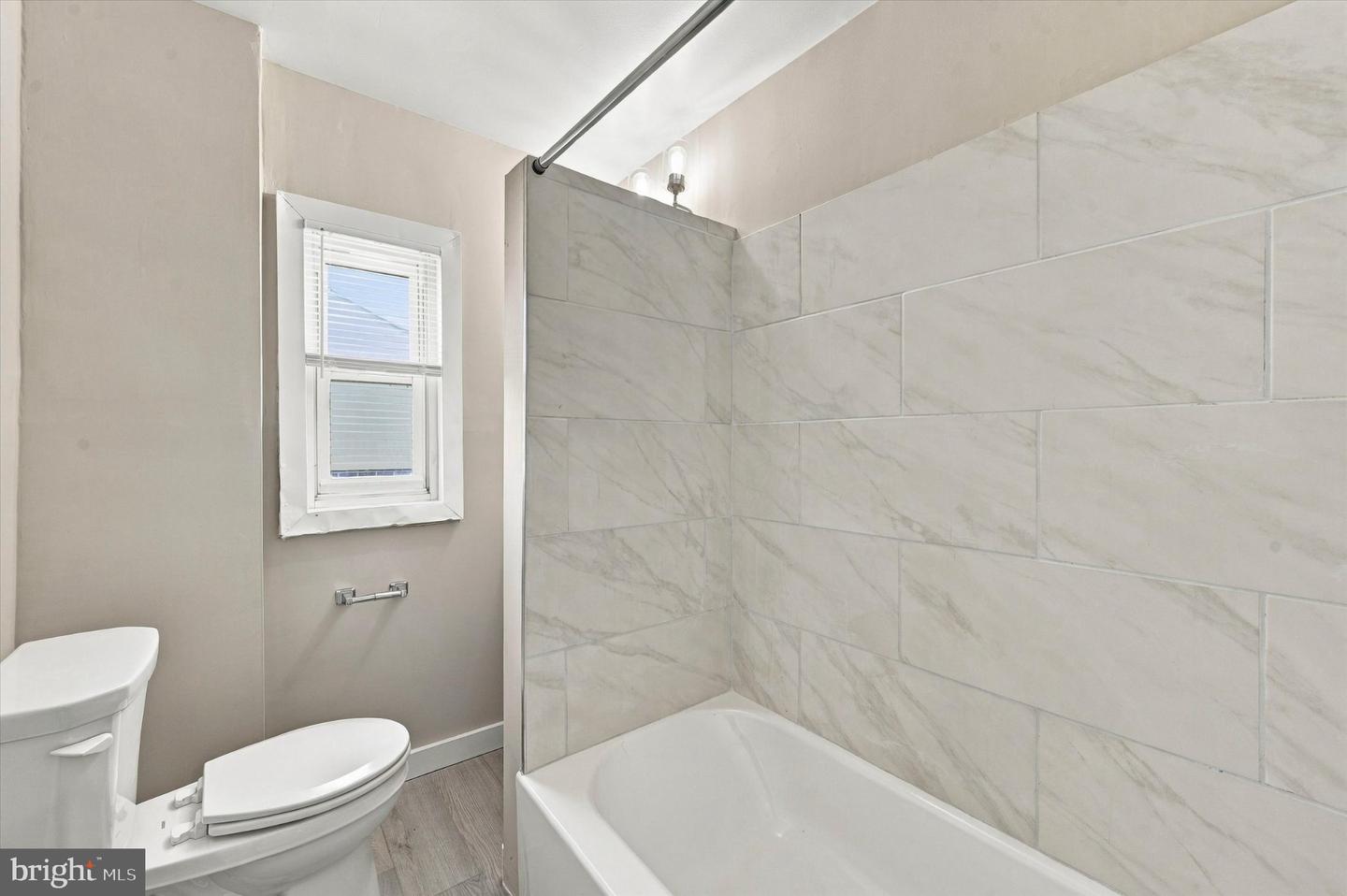 1030 Agnew Dr Property Photo 16