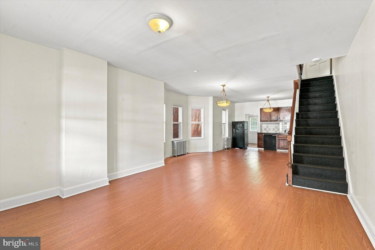 118 Francis St Property Photo 3