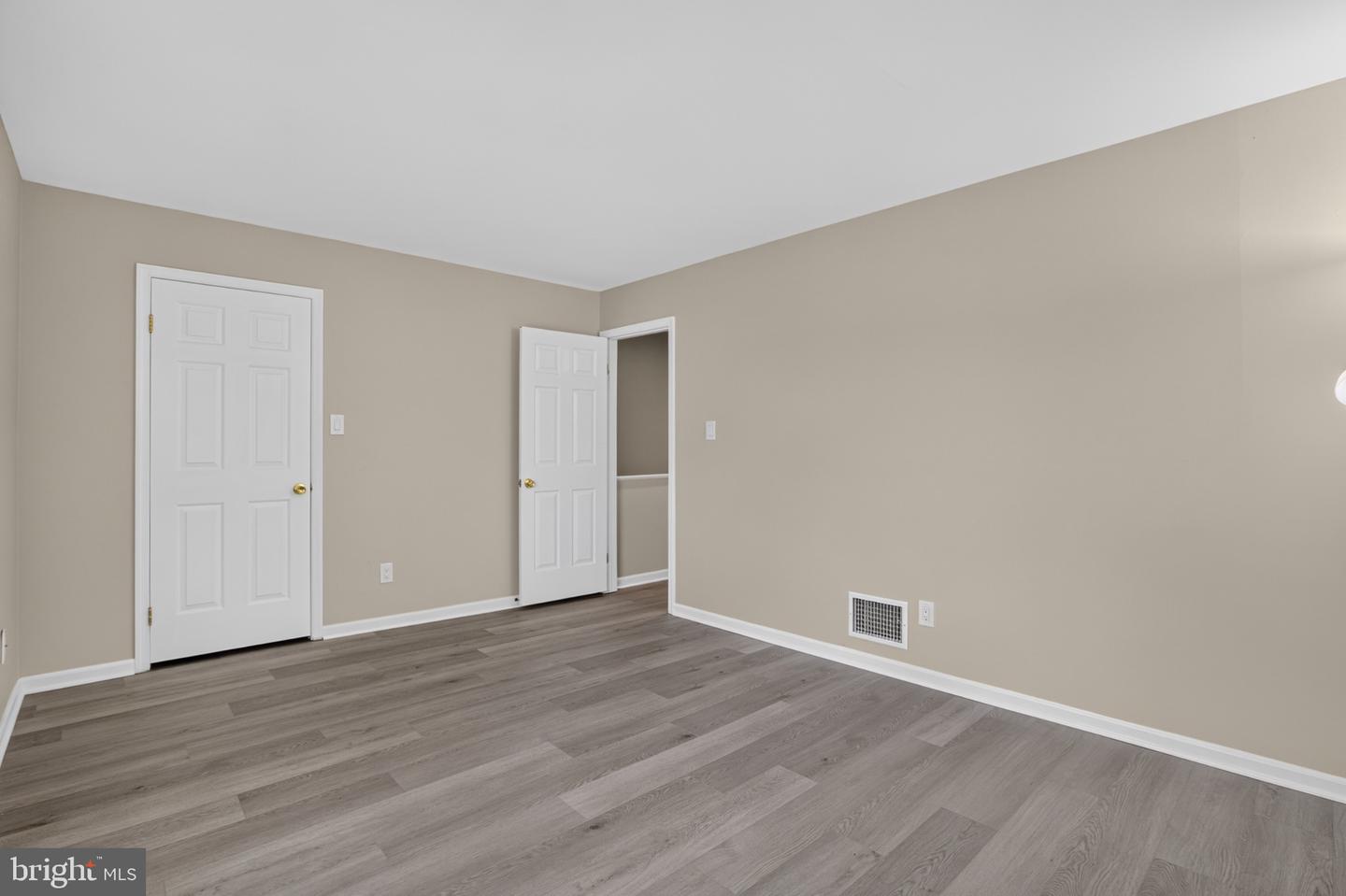705 Meadow Ct ##705 Property Photo 23