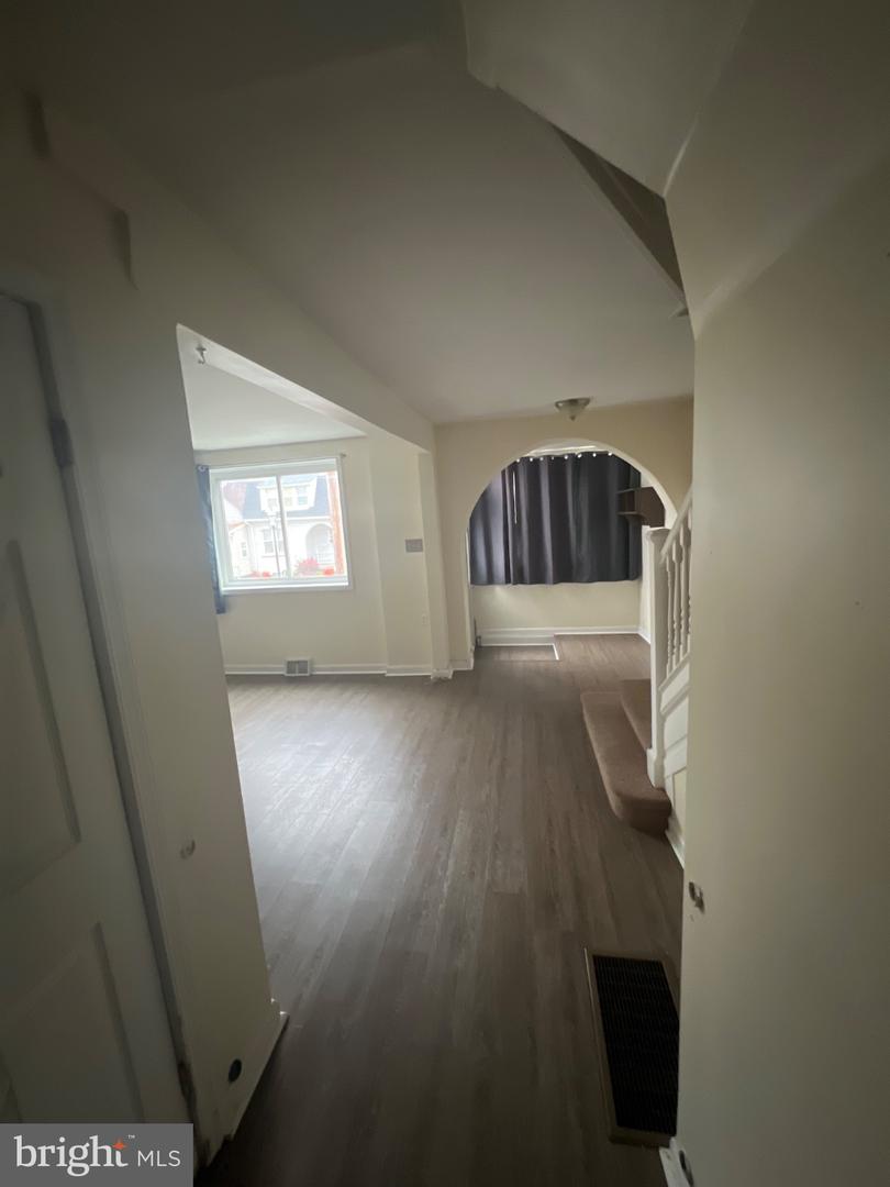 15 Walnut St Property Photo 7