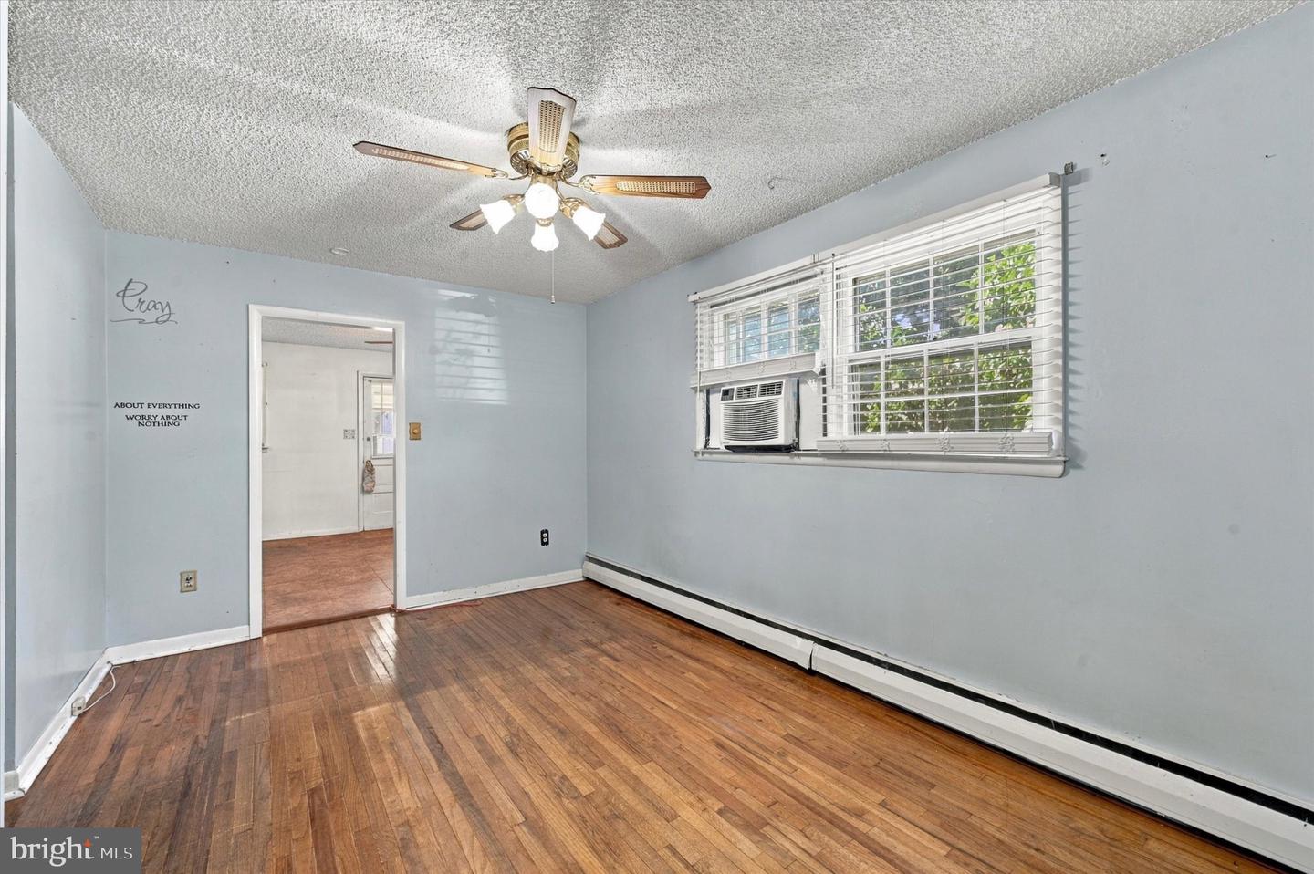 306 Collingdale Ave Property Photo 8