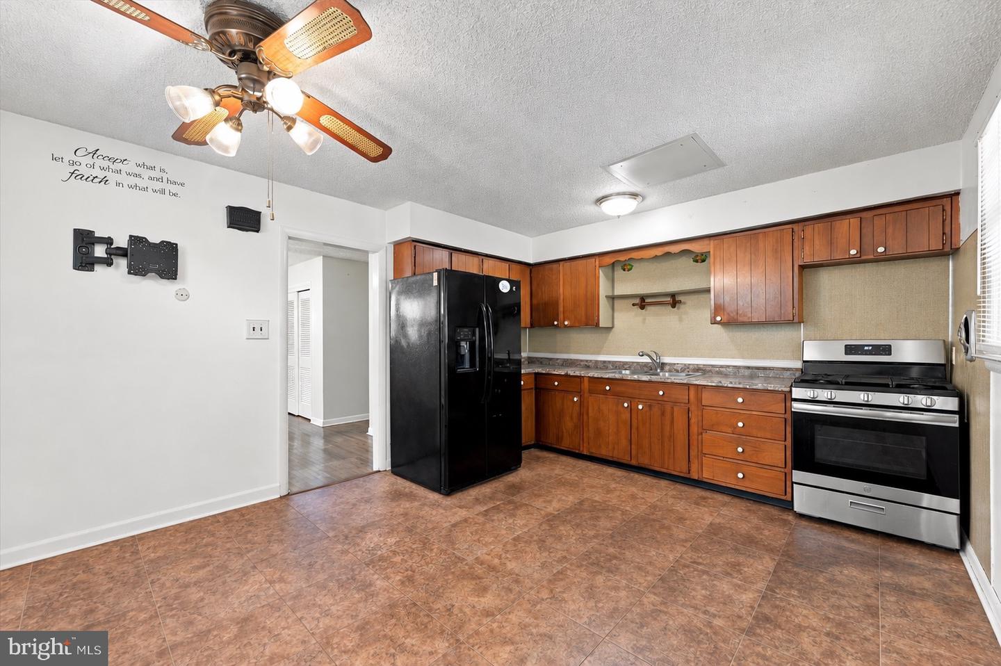 306 Collingdale Ave Property Photo 14