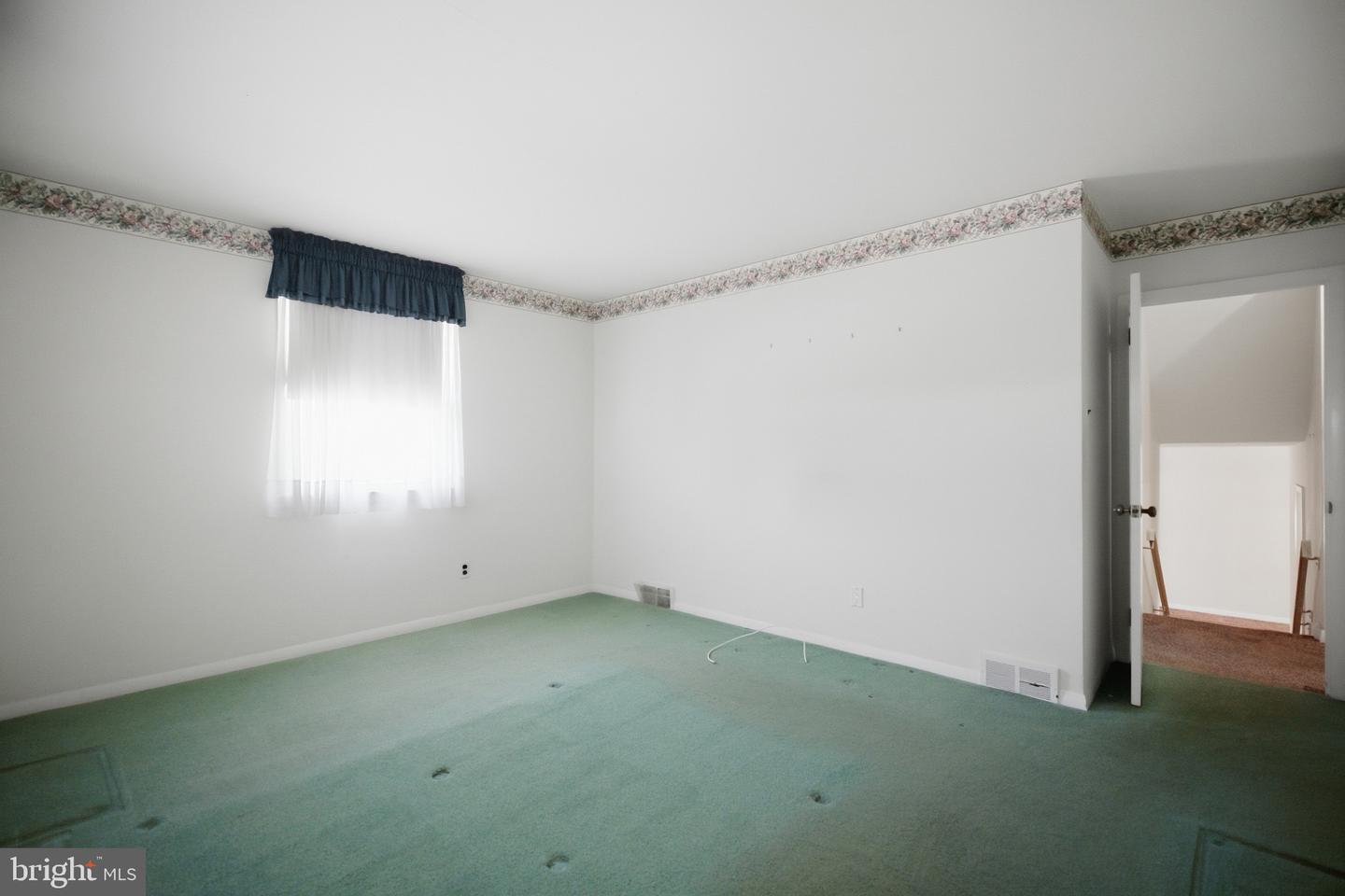 245 Talbot Dr Property Photo 10