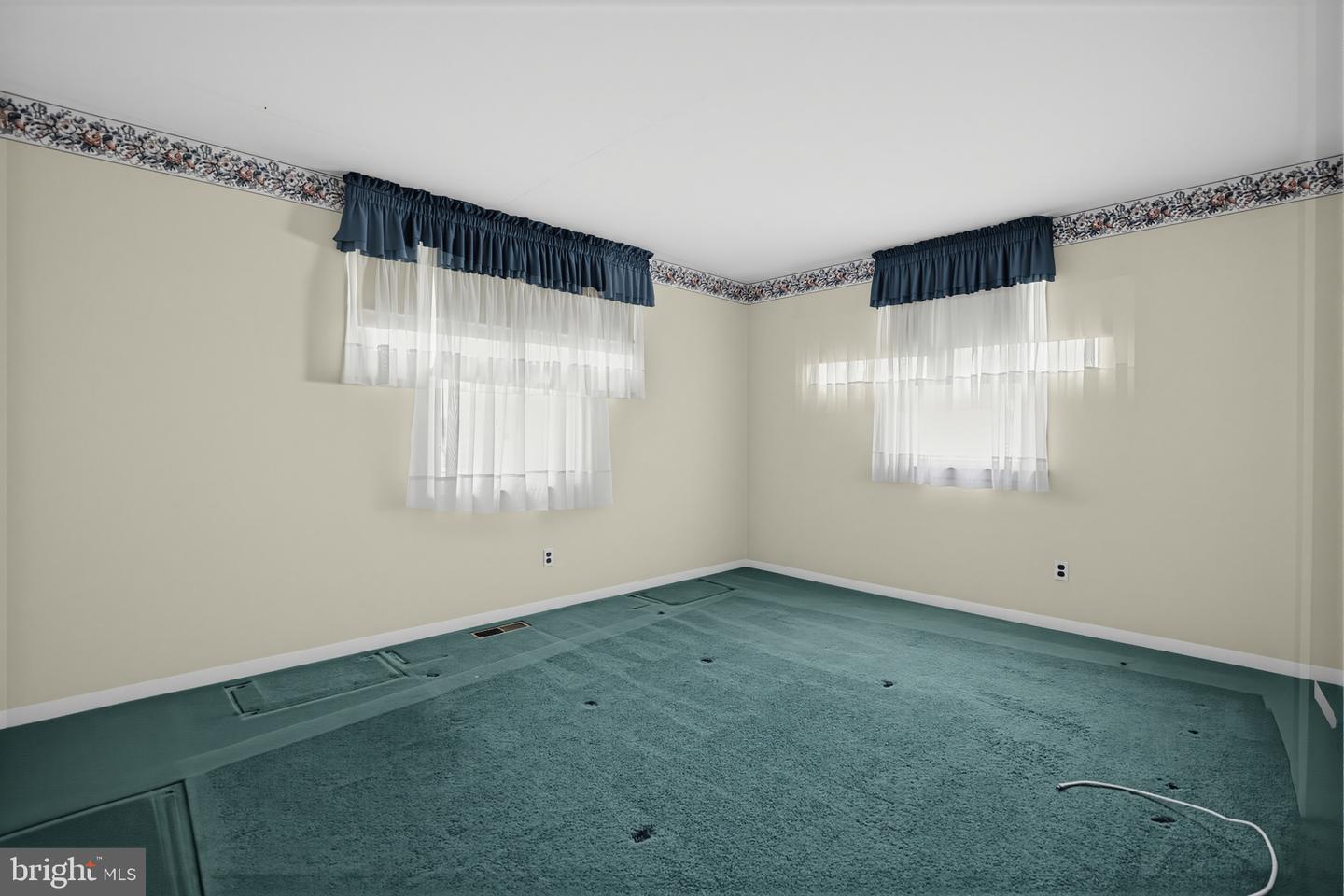 245 Talbot Dr Property Photo 12