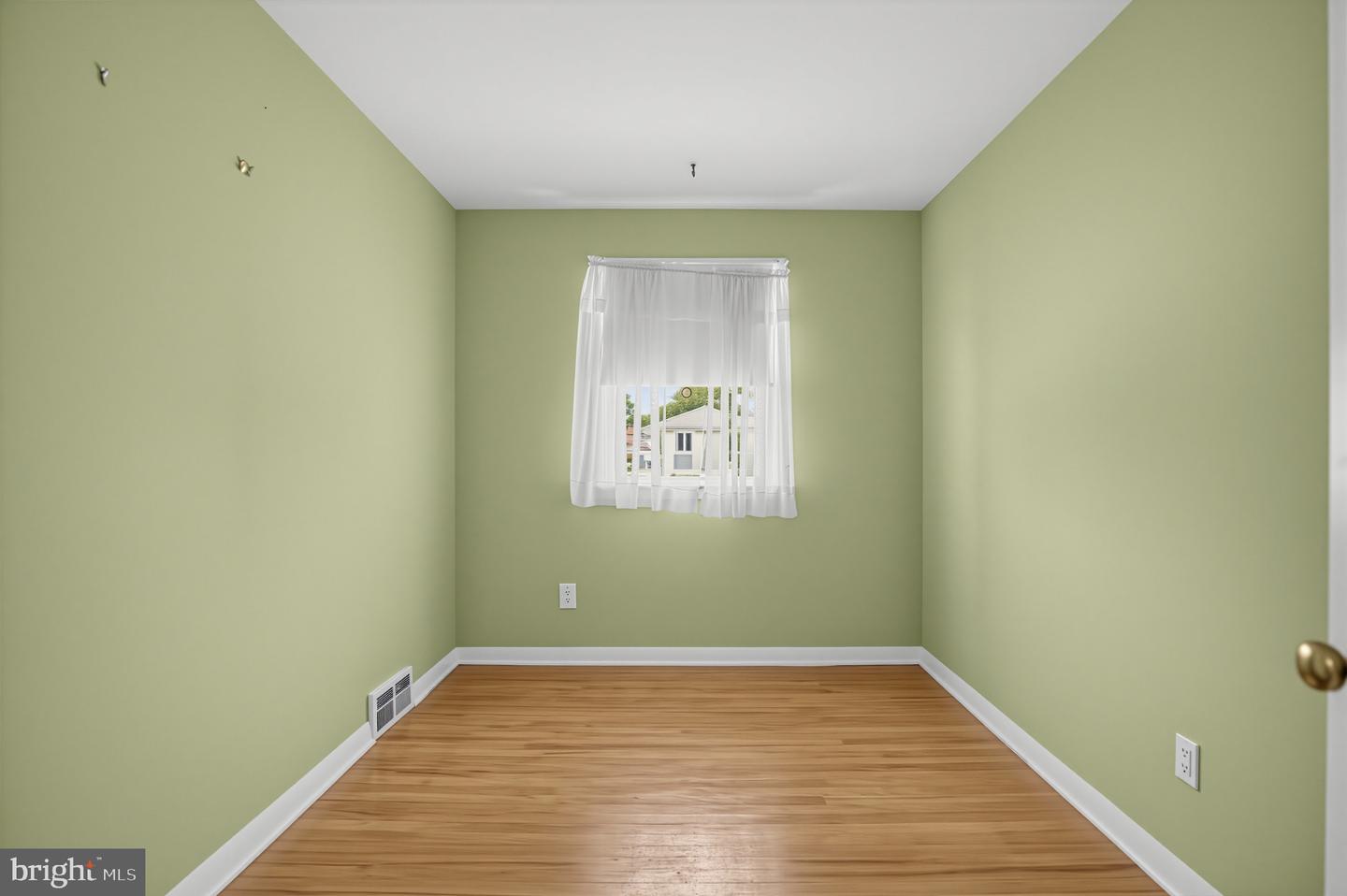 245 Talbot Dr Property Photo 14