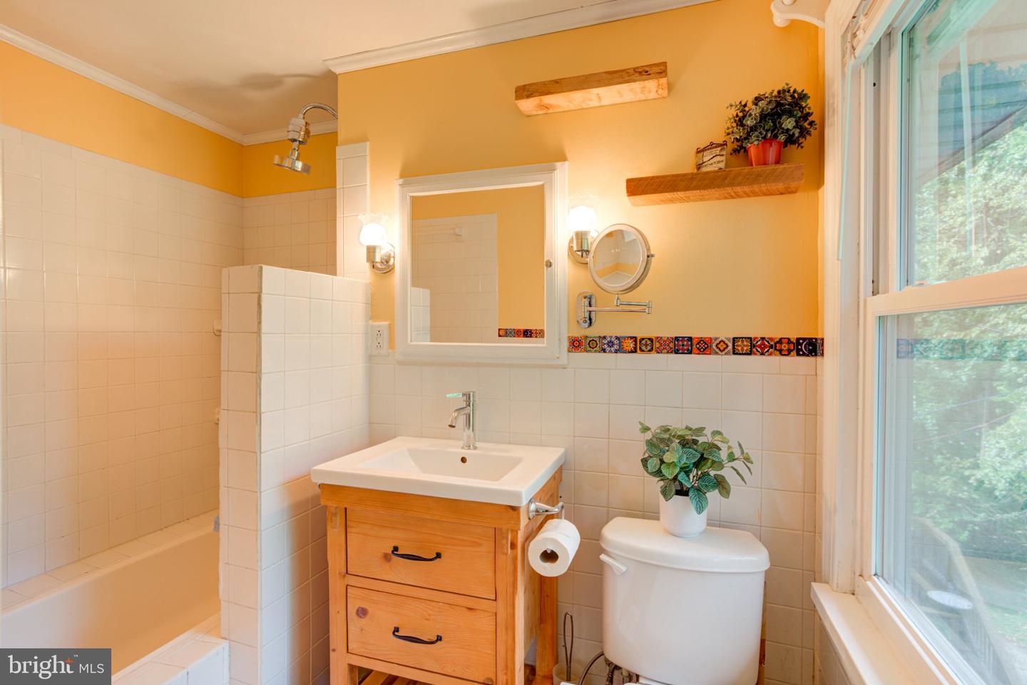 31 Green Valley Rd Property Photo 40