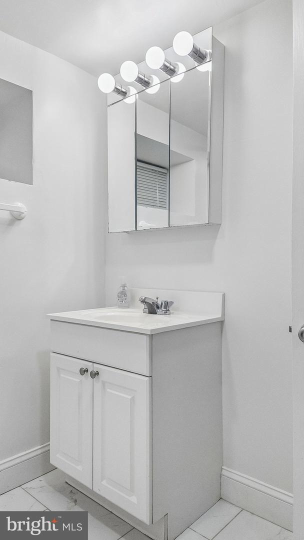 1018 Serrill Ave Property Photo 26