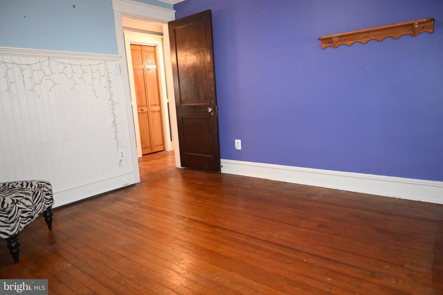 215 W Dupont St Property Photo 21