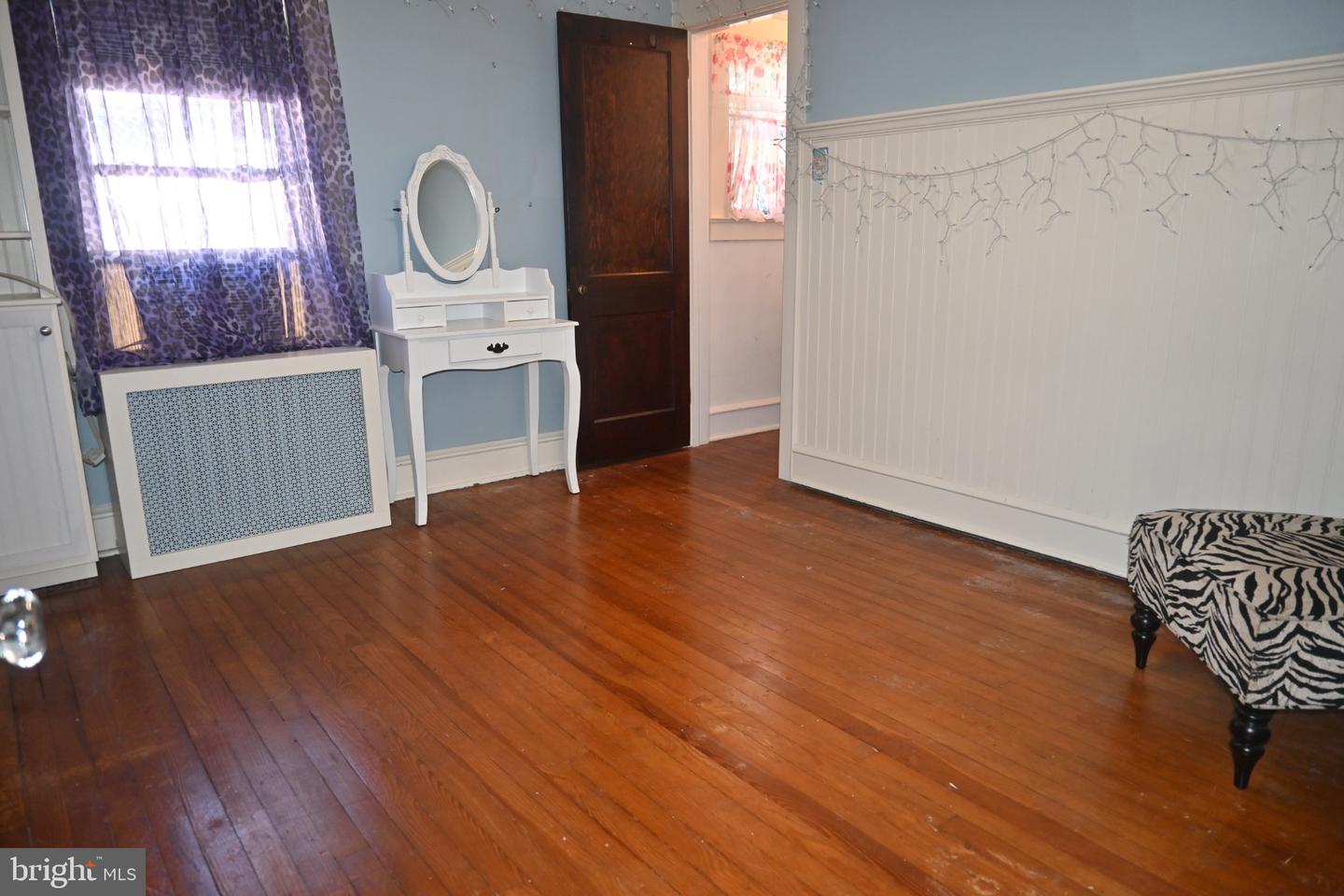 215 W Dupont St Property Photo 22