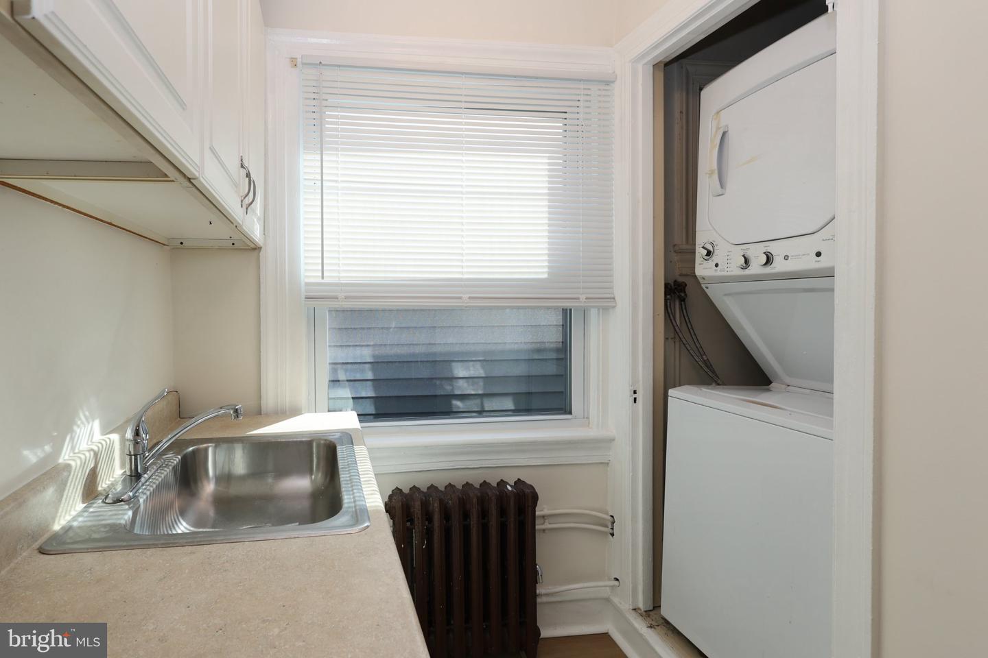 105 S Wayne Ave #2nd Floor Property Photo 5