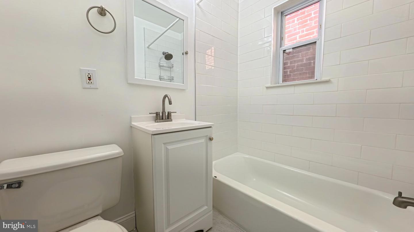 105 S Wayne Ave #2nd Floor Property Photo 9