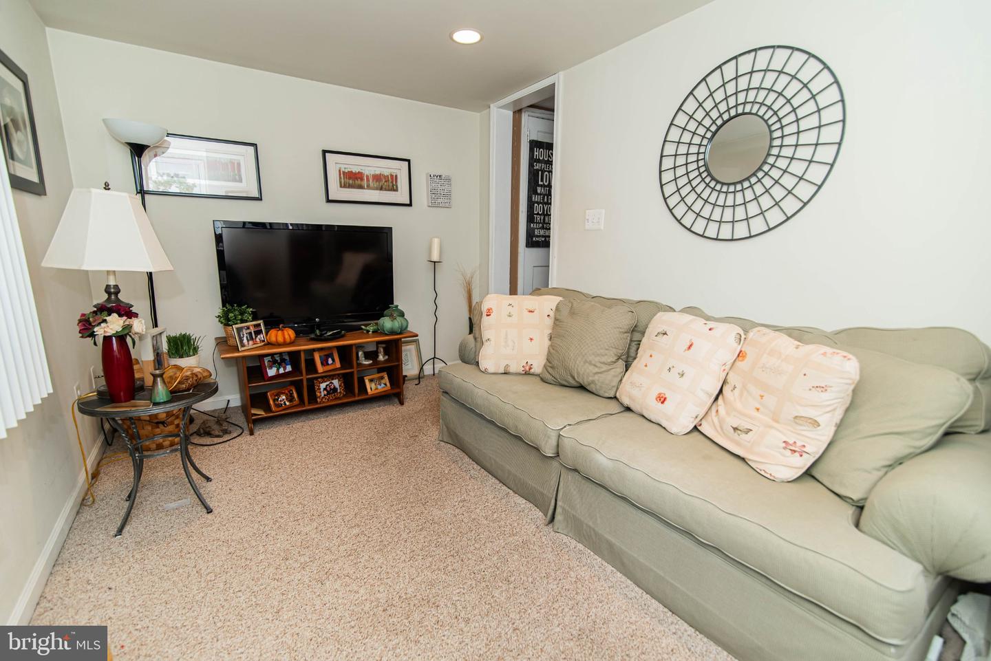 214 W Macdade Blvd Property Photo 29