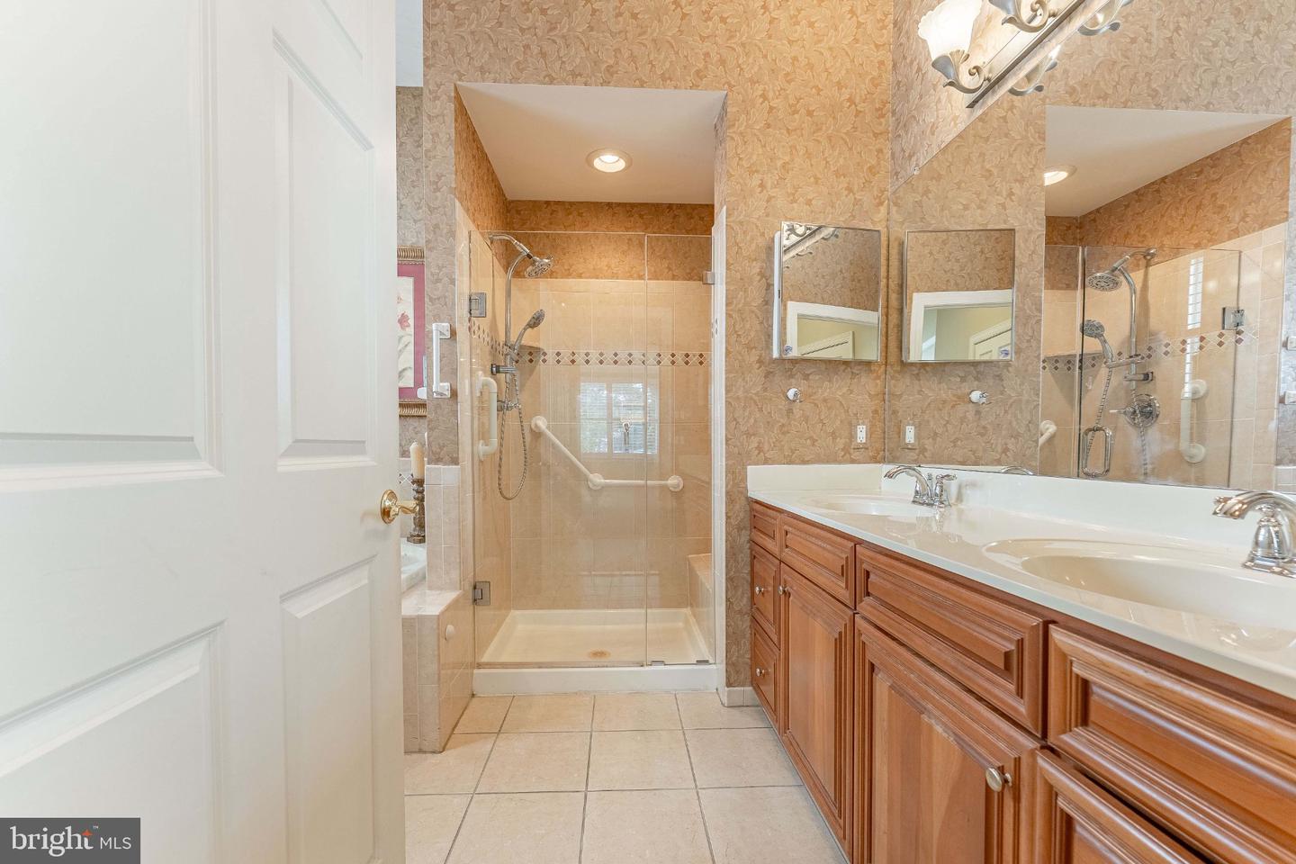 91 S Valentine Dr Property Photo 41