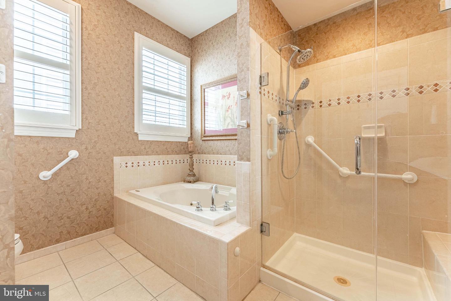 91 S Valentine Dr Property Photo 42