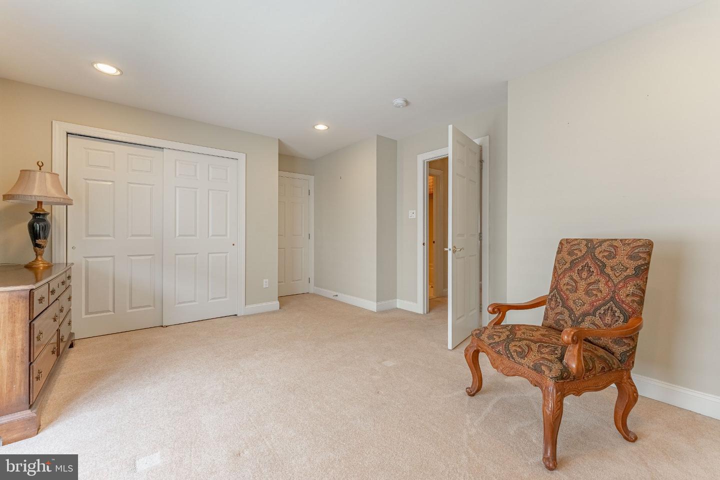 91 S Valentine Dr Property Photo 60