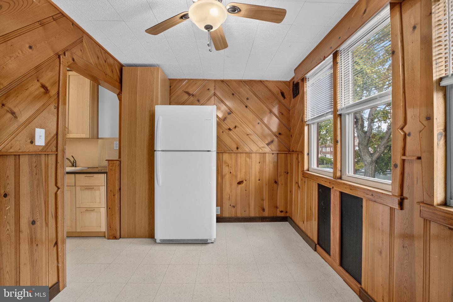 7057 Guilford Rd Property Photo 10