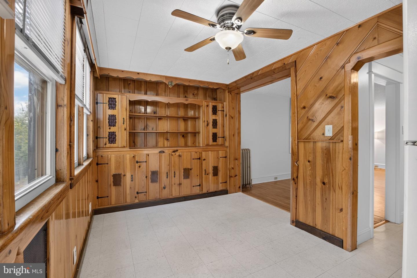 7057 Guilford Rd Property Photo 11