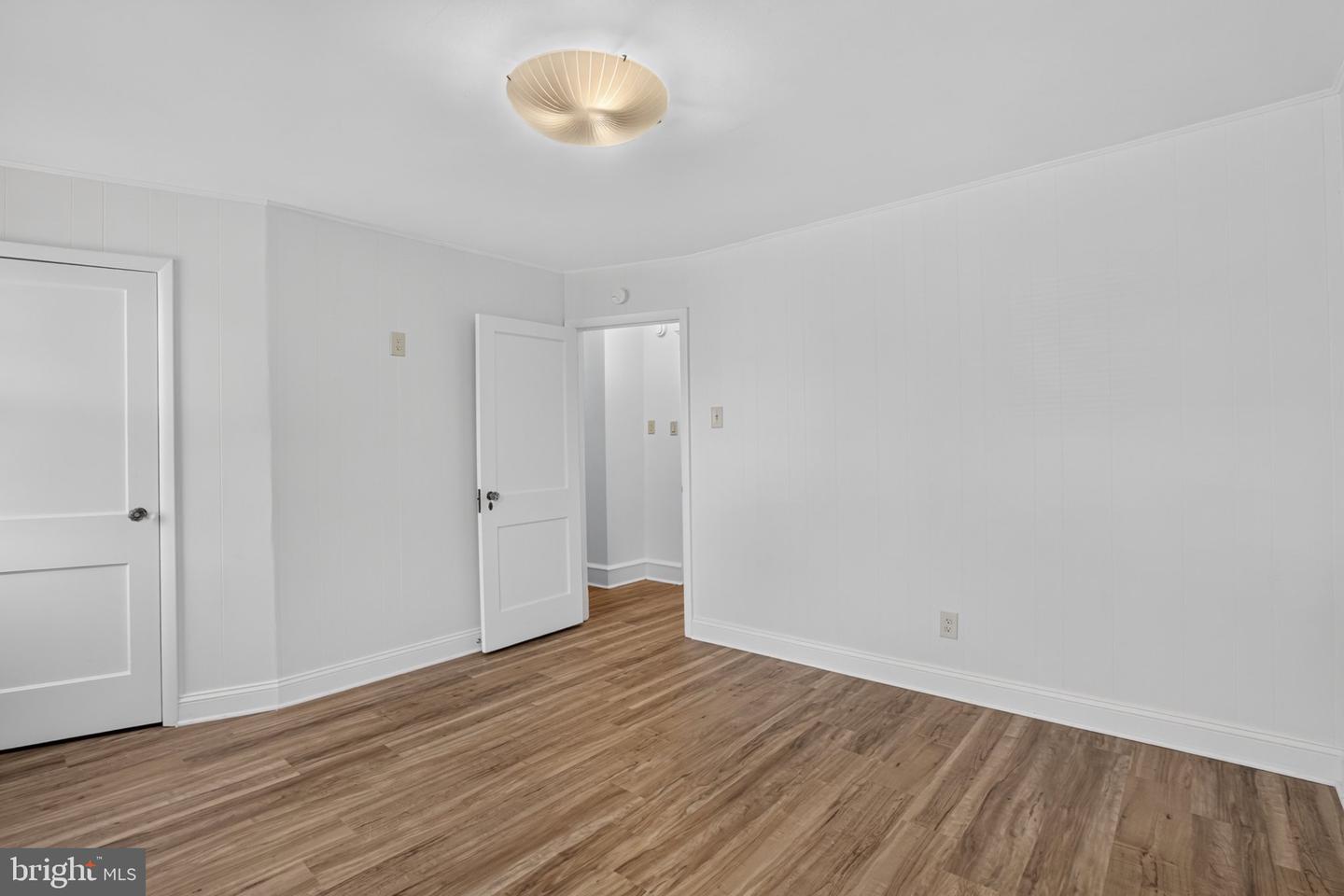 7057 Guilford Rd Property Photo 17
