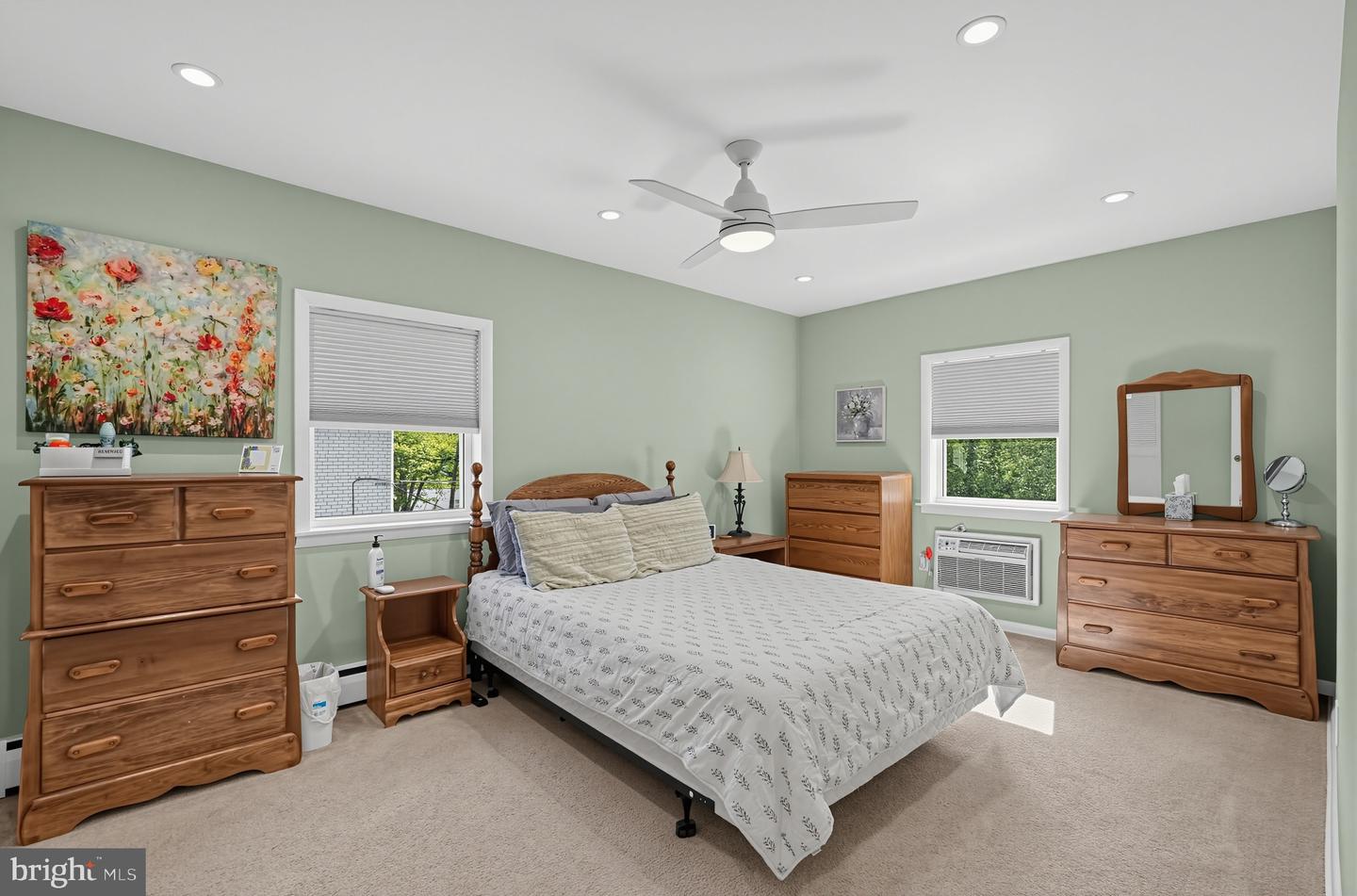 354 S Swarthmore Ave #b-2 Property Photo 8