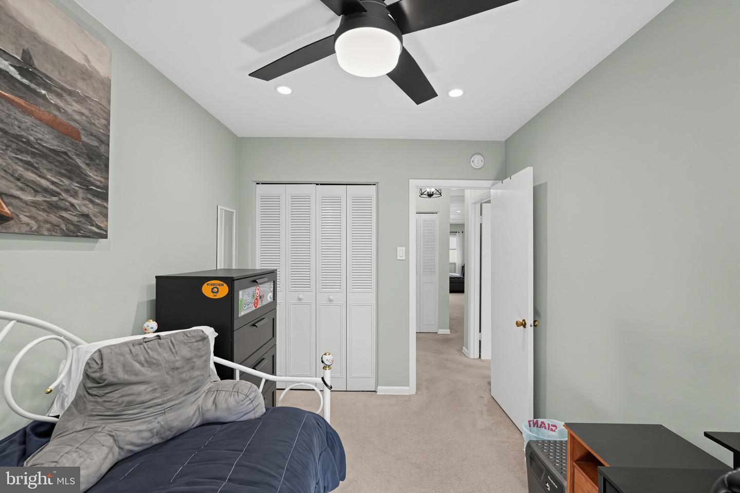 354 S Swarthmore Ave #b-2 Property Photo 11