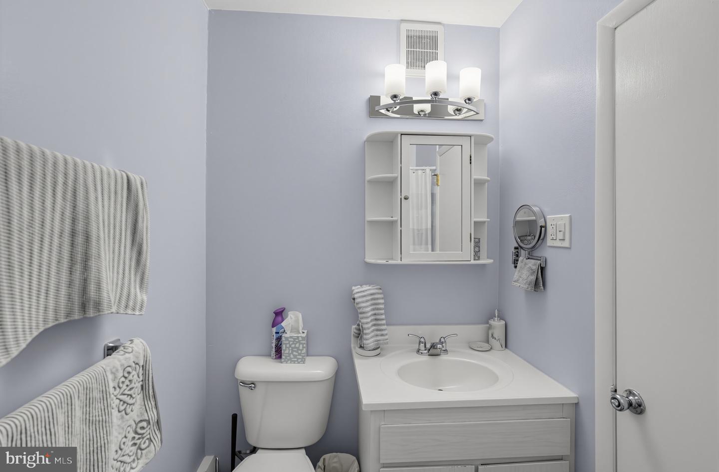 354 S Swarthmore Ave #b-2 Property Photo 12