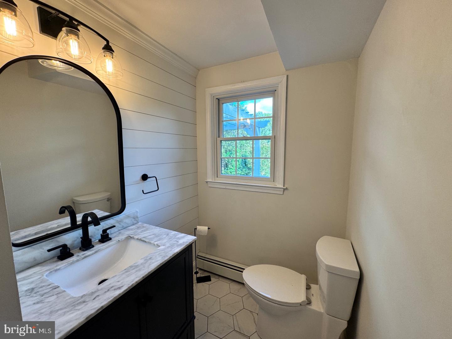 765 Farnum Rd Property Photo 11