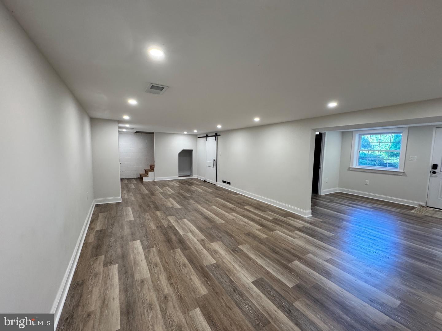765 Farnum Rd Property Photo 18